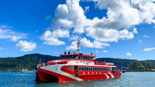 Thông Báo: Tàu Phú Quốc Đi Cô Tô Đang Chờ Cấp Phép Hoạt Động  